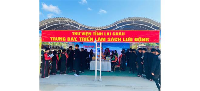 Từ ngày  21 đến 23 tháng 11, tại khu vực Hồ sinh thái xã Bum Tở đã diễn ra Ngày hội Văn hoá, Thể thao và Du lịch xã Bum Tở năm 2025 với chủ đề "Bum Tở - Khát vọng vươn xa”. Đây là sự kiện nhằm tôn vinh bản sắc văn hoá các dân tộc, quảng bá tiềm năng du lịch và tăng cường khối đại đoàn kết toàn dân.